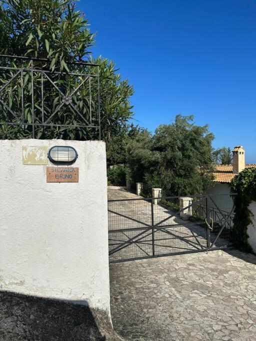 Mount Minis - Casa Bruno Sívota Exterior foto